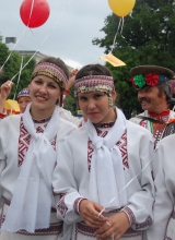 уяв
