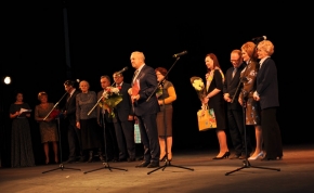 центр народной культуры подарил госпиталю концертную программу в честь его 70-летия
