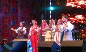 фольклорный ансамбль «ладанка» представил ульяновскую область на международном фестивале «мир сибири»