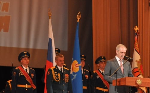 губернатор ульяновской области сергей морозов вручил награды военнослужащим региона