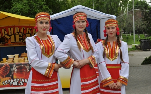iii областной мордовский праздник «шумбрат – 2016» состоялся в ульяновской области