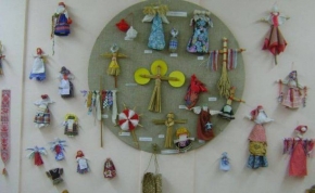 музей народного творчества организовал мастер-класс по изготовлению традиционной куклы