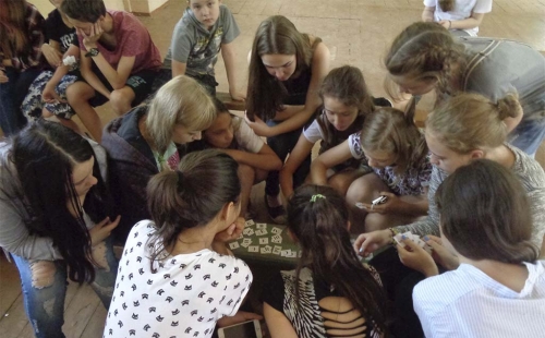сотрудники музея народного творчества провели игровые программы в лагере «огонек»