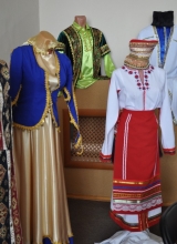 золотая иголочка