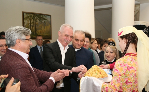 сергей морозов поздравил коллектив центра татарской культуры ульяновской области с 25-летием учреждения