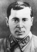 «жизнь моя песней звенела в народе»