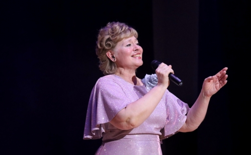 елена иванова обложка