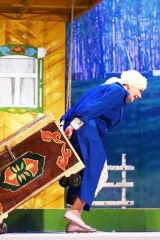 Cпектакль «Хушлашырга ашыкма» ce88ebd7383efd37411119ce508f2835